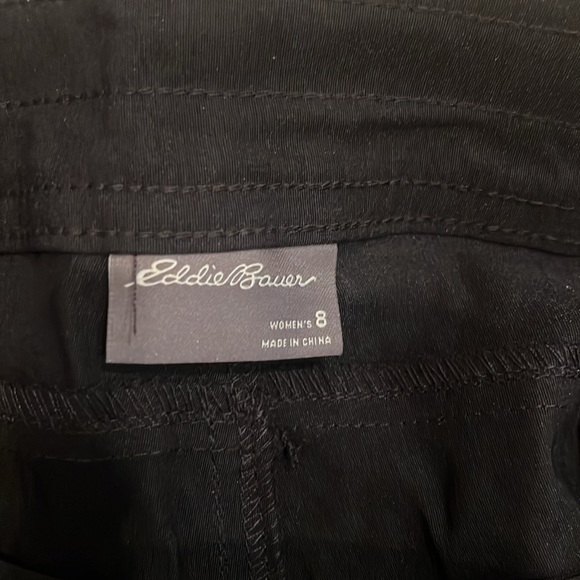 Super cute and comfortable Eddie Bauer hiking shorts - Picture 4 of 4